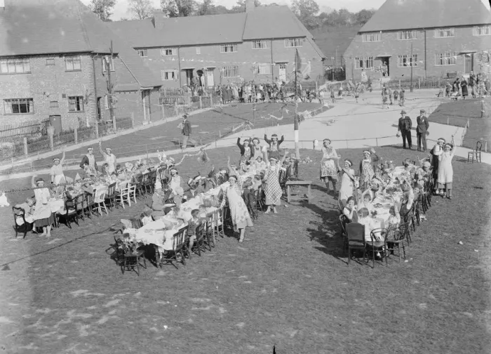 Framed Print : Eltham marks King George Vs silver jubilee with a street party. 1935 Framed Print : Eltham marks King George Vs silver jubilee with a street party. 1935