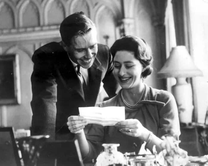 Framed Print : Engagement picture of Princess Margaret and Anthony Armstrong Jones reading a telegram Framed Print : Engagement picture of Princess Margaret and Anthony Armstrong Jones reading a telegram
