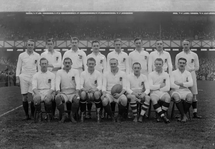 Framed Print : England defeat Wales at Twickengham The English team Standing Joe Periton