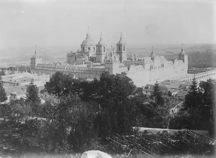 Framed Print : Entrance to the Grand Harbour near Valetta 15 April 1922
