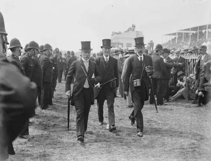 Framed Print : Epsom Day at Epsom Earl Haig, General Galway and the Earl of Sefton Framed Print : Epsom Day at Epsom Earl Haig, General Galway and the Earl of Sefton