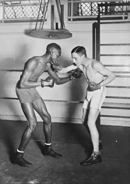Framed Print : Famous boxers. Alfonso Teofilo Brown, better known as Panama Al Brown. 1 September Framed Print : Famous boxers. Alfonso Teofilo Brown, better known as Panama Al Brown. 1 September