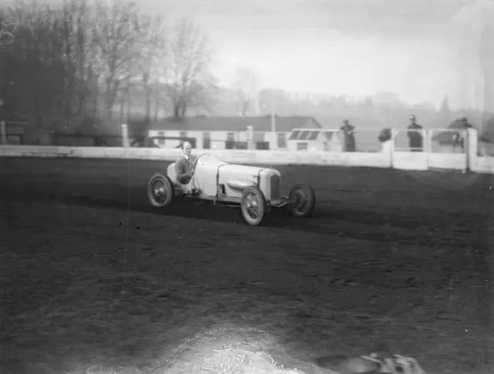 Framed Print : Famous drivers to set up new record for 1500 cc cars at Crystal Palace on Saturday Framed Print : Famous drivers to set up new record for 1500 cc cars at Crystal Palace on Saturday
