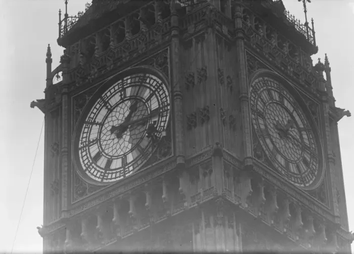 Framed Print : Famous steeplejack cleans the face of Big Ben. Mr Larkin, the famous steeplejack Framed Print : Famous steeplejack cleans the face of Big Ben. Mr Larkin, the famous steeplejack