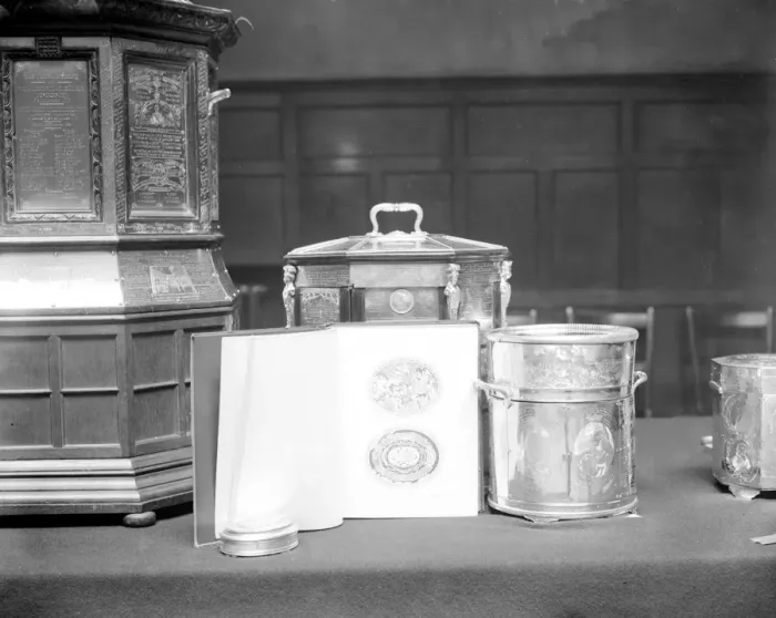 Framed Print : The famous Westminster Tobacco box, taken for Mr Langford Read. 9 September 1924