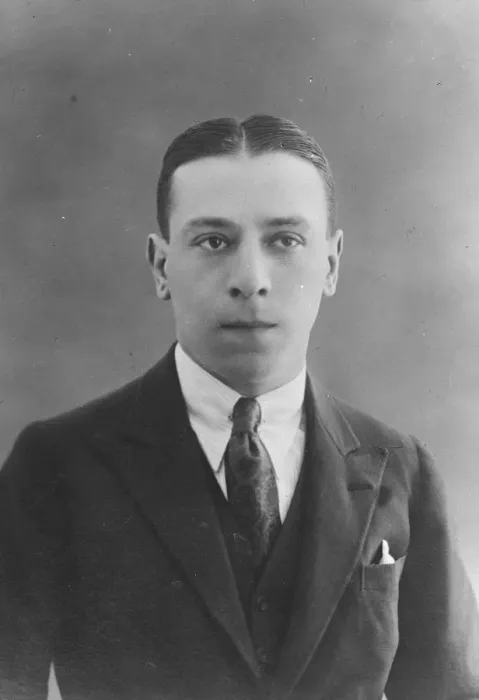 Framed Print : A Fighter as Liberal candidate for Cannock. Mr Hs Abrahamson, the Liberal