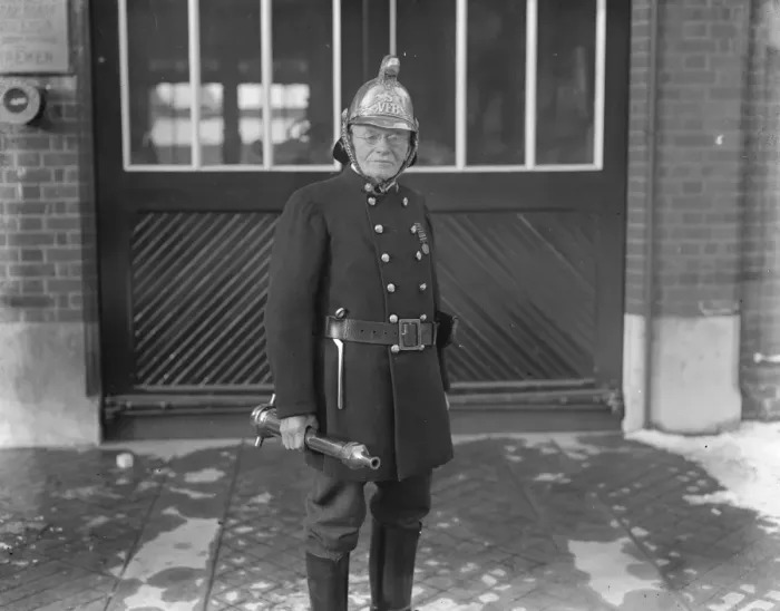 Framed Print : Fireman Henry Jordan, of the Slough volunteer fire brigade, who is still a very