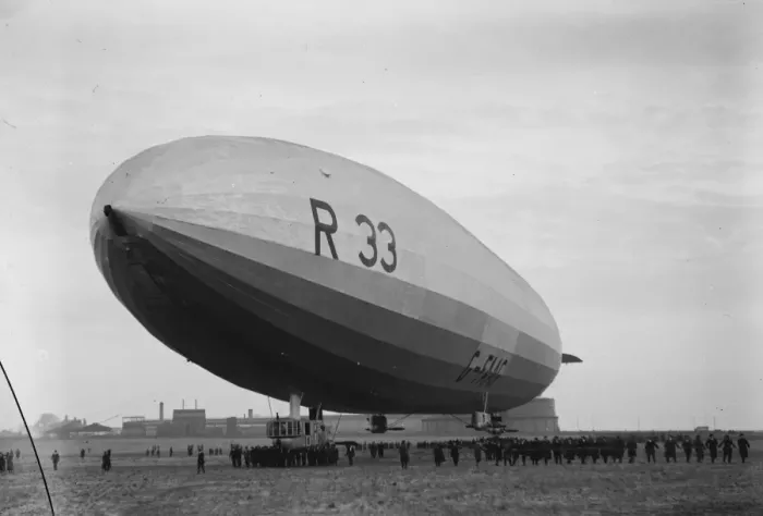 Framed Print : First flight of a British airship for over three years. R33 leaves Cardington Aerodrome Framed Print : First flight of a British airship for over three years. R33 leaves Cardington Aerodrome