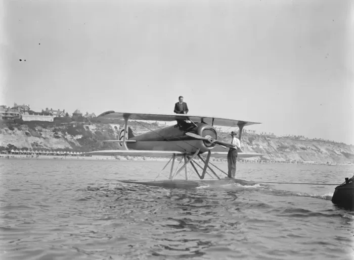 Framed Print : First International Seaplane Race at Bournemouth M Sadi Lecointe ( France ) on a