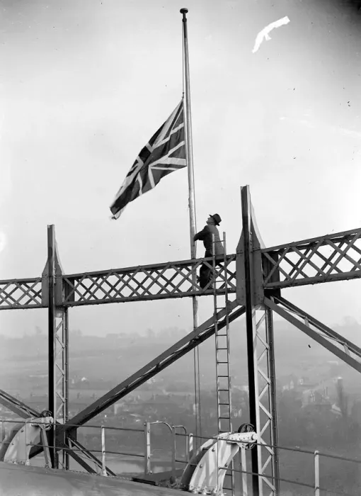 Framed Print : Flag Staff (Gas, St Mary Cray) 1934 Framed Print : Flag Staff (Gas, St Mary Cray) 1934
