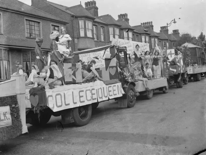 Framed Print : The float procession lined up for the Dartford Carnival. 1939 Framed Print : The float procession lined up for the Dartford Carnival. 1939