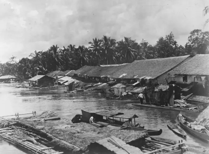 Framed Print : Frederick Burlingham Expedition into Central Borneo This photograph shows the village Framed Print : Frederick Burlingham Expedition into Central Borneo This photograph shows the village