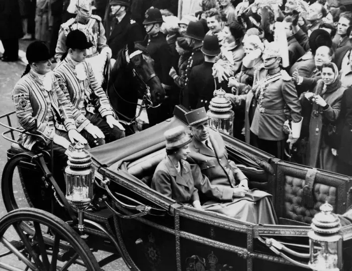 Framed Print : The French President Arrives The Queen with General de Gaulle as they drove Framed Print : The French President Arrives The Queen with General de Gaulle as they drove