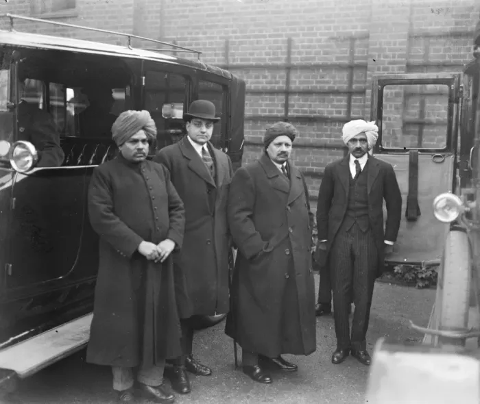 Framed Print : Funeral of the Maharajah of Cooch - Behar at the Golders Green Crematorium Framed Print : Funeral of the Maharajah of Cooch - Behar at the Golders Green Crematorium