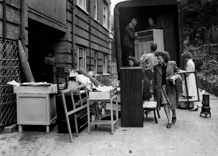 Framed Print : More furniture was moved into Duchess of Bedford House, Kensington, London. Earlier Framed Print : More furniture was moved into Duchess of Bedford House, Kensington, London. Earlier