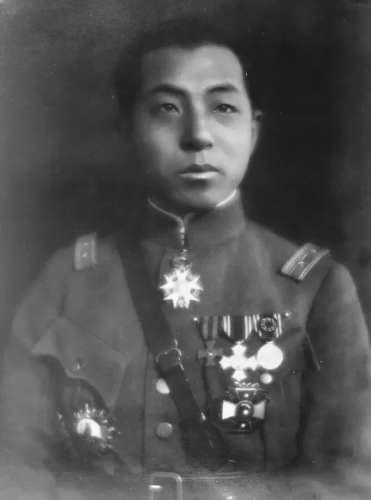 Framed Print : General Chang Hsueh Liang, son of Chang Tso Lin. 1927 Framed Print : General Chang Hsueh Liang, son of Chang Tso Lin. 1927