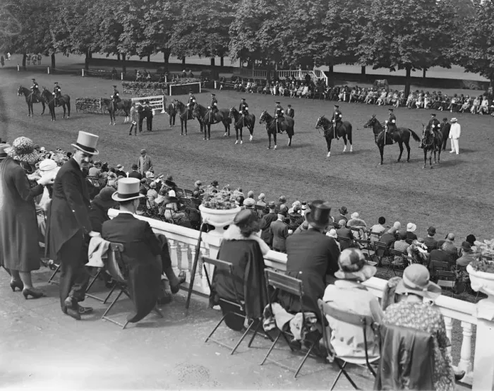 Framed Print : A general view at the Ranelagh Horse and Polo Pony Show. Mounted police in the show ring Framed Print : A general view at the Ranelagh Horse and Polo Pony Show. Mounted police in the show ring