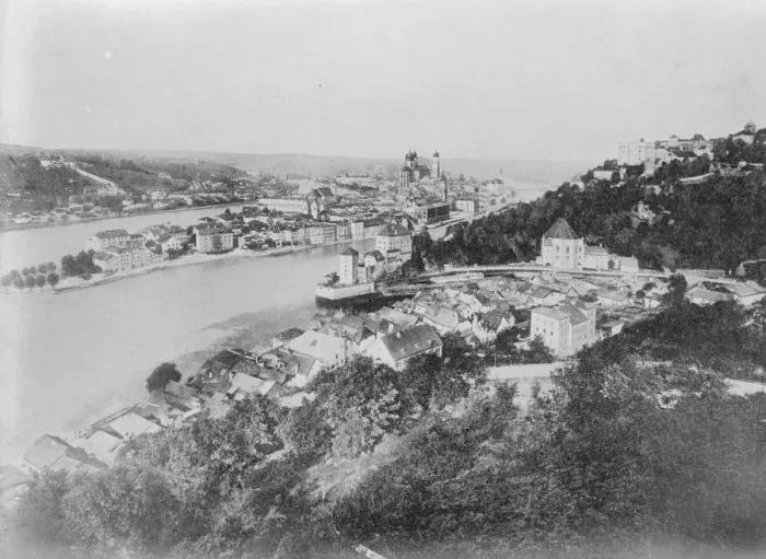 Framed Print : Two German towns fined ?25, 000 each. A view of the town of Passau, which has been fined ?25 Framed Print : Two German towns fined ?25, 000 each. A view of the town of Passau, which has been fined ?25