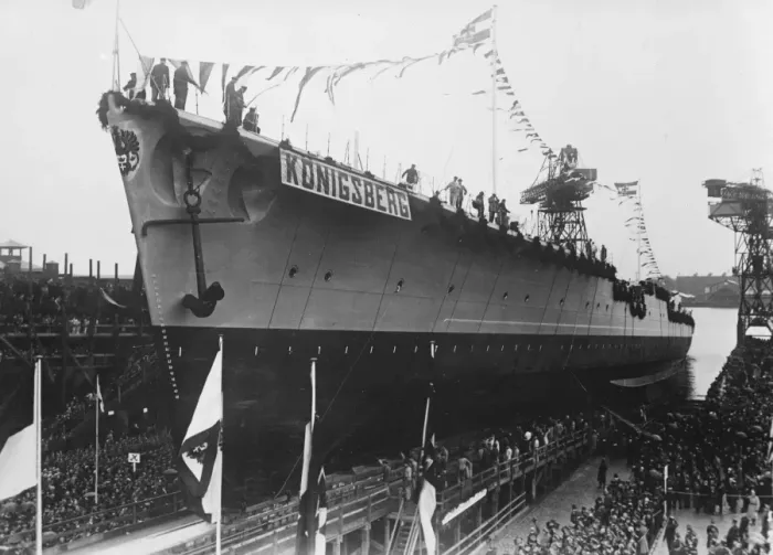 Framed Print : Germanys new cruiser, Konigsberg, launched at Wilhelmshaven. The vessel