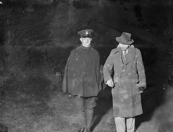 Ghost hunters go in search of the Meopham ghost. 10 March 1936