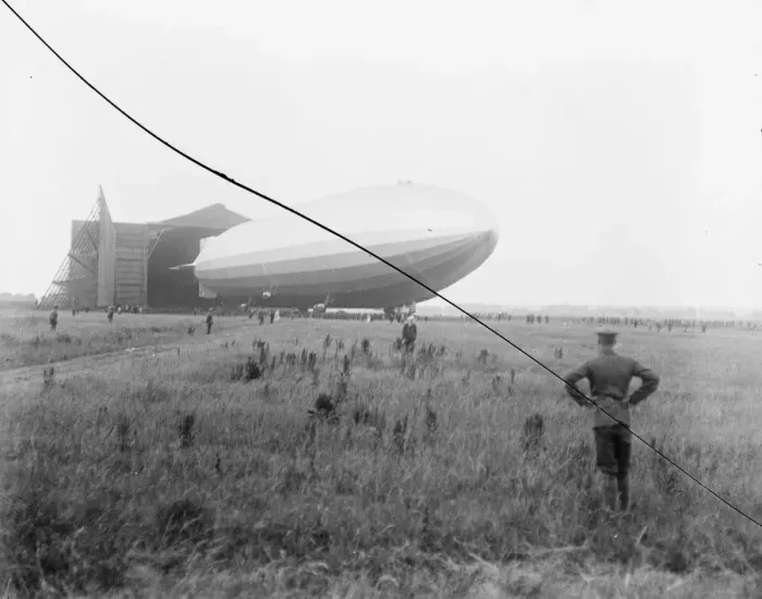 Framed Print : Giant Airship Built for the American Navy Makes its First Flight The Airship R 38 Framed Print : Giant Airship Built for the American Navy Makes its First Flight The Airship R 38