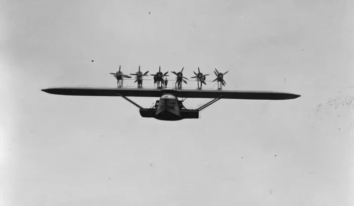 Framed Print : Giant plane as air liner. German Dornier Do X Flying Boat. 22 October 1930 Framed Print : Giant plane as air liner. German Dornier Do X Flying Boat. 22 October 1930