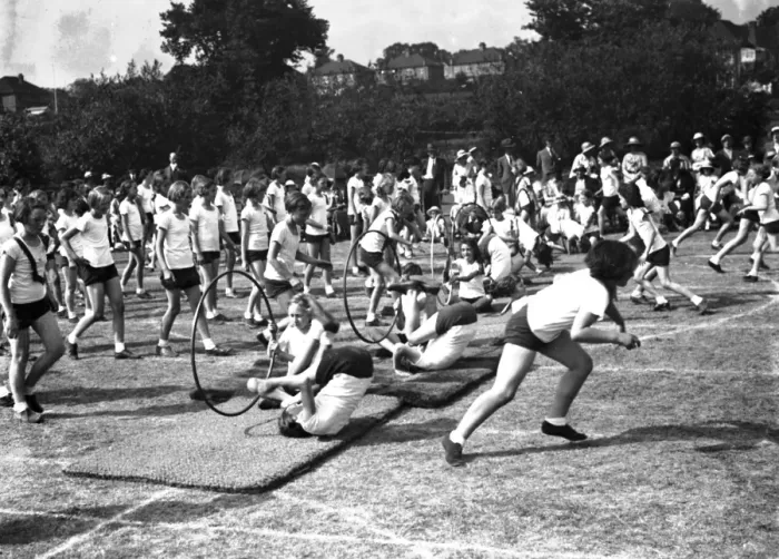 Framed Print : Girls exercising at Greenhithe in Dartford. 1935 Framed Print : Girls exercising at Greenhithe in Dartford. 1935