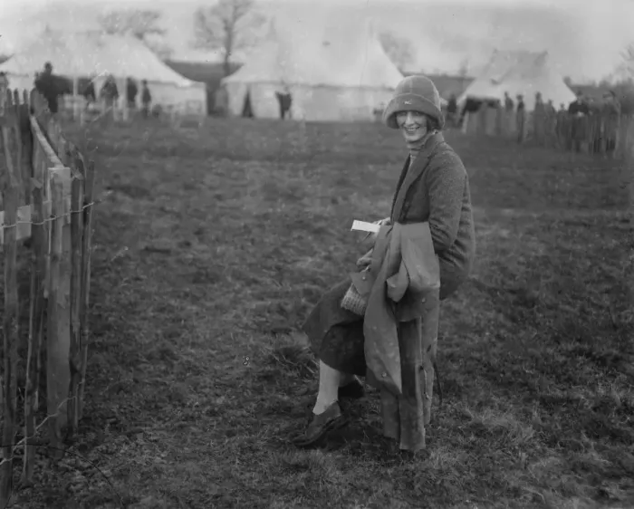 Framed Print : Grafton hunt point to point races at Pattishall, near Northampton. Hon Mrs Roland Cubit Framed Print : Grafton hunt point to point races at Pattishall, near Northampton. Hon Mrs Roland Cubit