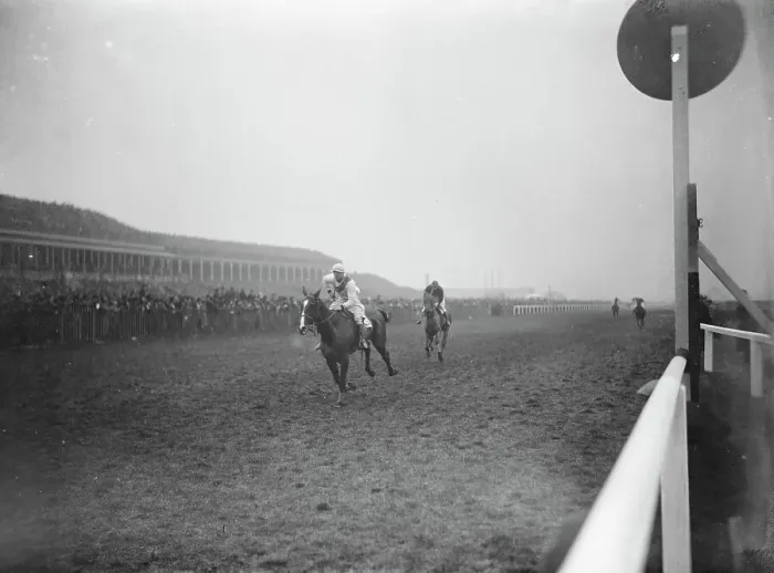 Framed Print : The Grand National. The finish of the race, showing the winner, Master Robert