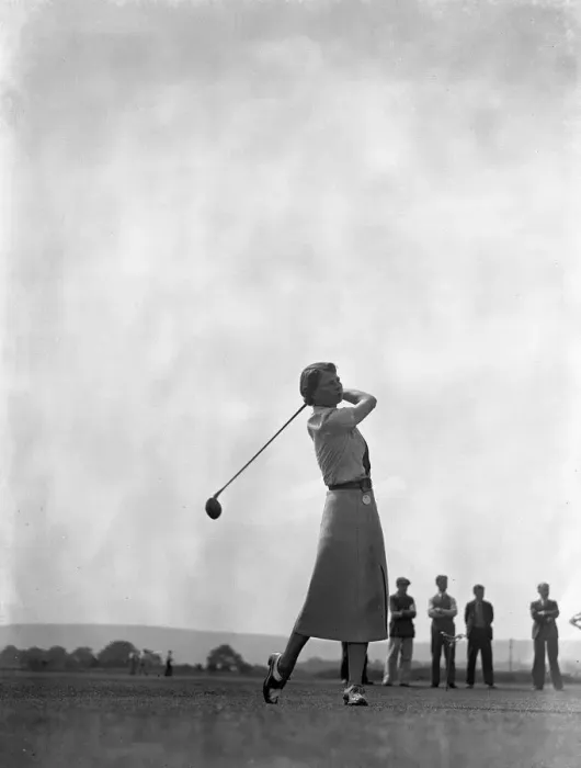 Framed Print : Great Britain v France at the West Sussex Golf Club, Pulborough. Miss Kathleen Garnham