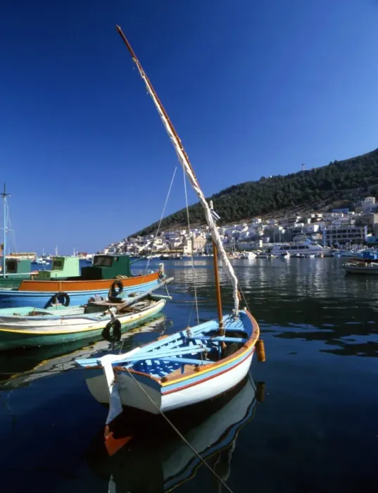 Framed Print : Greek island - Pothia - capital of Kalymnos 2006 Charles Walker / TopFoto Framed Print : Greek island - Pothia - capital of Kalymnos 2006 Charles Walker / TopFoto