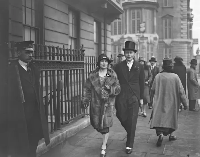 Framed Print : Guests arriving for the Roper Curzon, Whitaker wedding. Commander and Mrs Sanders Framed Print : Guests arriving for the Roper Curzon, Whitaker wedding. Commander and Mrs Sanders