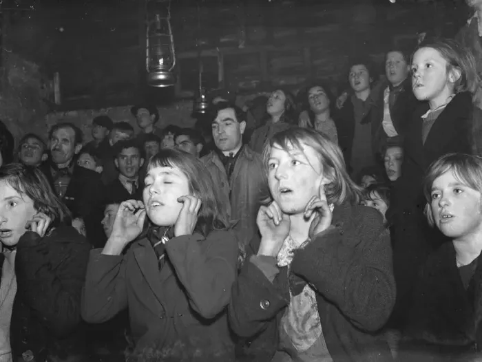Framed Print : Gypsy childrens Sunday school in the cow shed in St Mary Cray ). Singing hymns Framed Print : Gypsy childrens Sunday school in the cow shed in St Mary Cray ). Singing hymns
