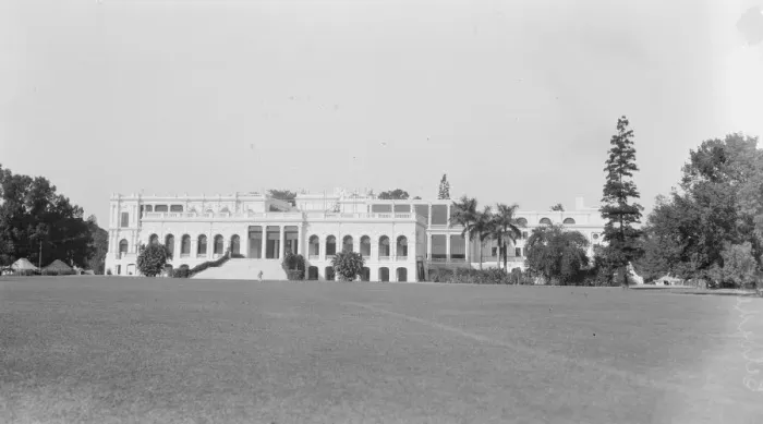 Framed Print : H R H The Prince of Wales Indian Tour Belvedere, Calcutta 1922