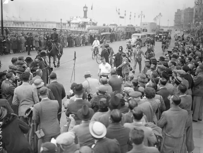 Framed Print : Hake wins London Brighton walk. H A Hake (share and loan). The recordholder, one Framed Print : Hake wins London Brighton walk. H A Hake (share and loan). The recordholder, one