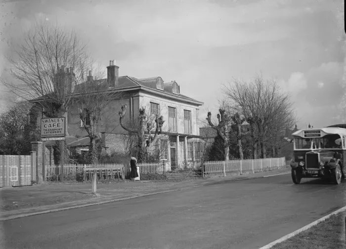 Framed Print : Halfway house at Swanley. 1935 Framed Print : Halfway house at Swanley. 1935