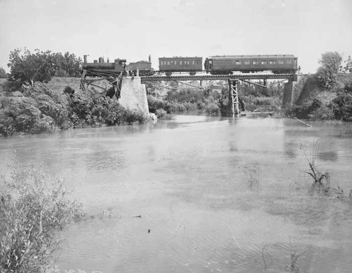 Framed Print : Hama, Syria. Railway bridge across the River Orontes on the Rayak Aleppo Section Framed Print : Hama, Syria. Railway bridge across the River Orontes on the Rayak Aleppo Section