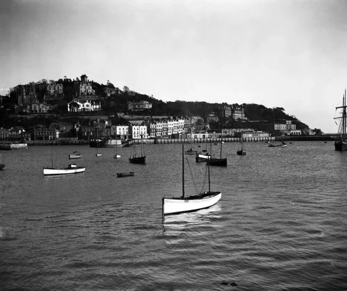Framed Print : The harbour at Torquay, Devon. 1 February 1928 Framed Print : The harbour at Torquay, Devon. 1 February 1928