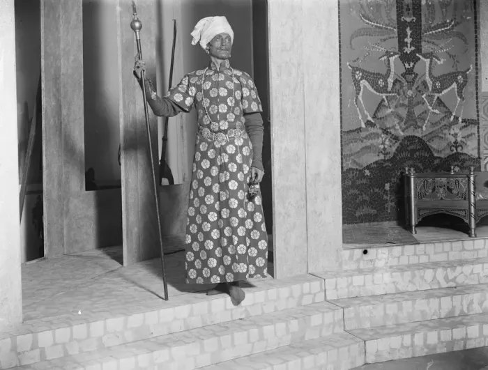 Framed Print : Henry Ainley in a new poetic masterpiece, Hassan at his Majestys Theatre