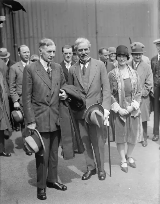Framed Print : Historic meeting of the Premier, Mr Ramsay MacDonald and the American ambassador Framed Print : Historic meeting of the Premier, Mr Ramsay MacDonald and the American ambassador