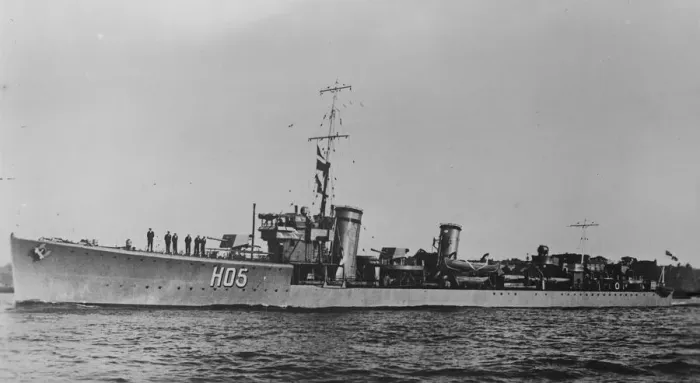Framed Print : HMS Stormclouds class destroyer. 26 January 1927