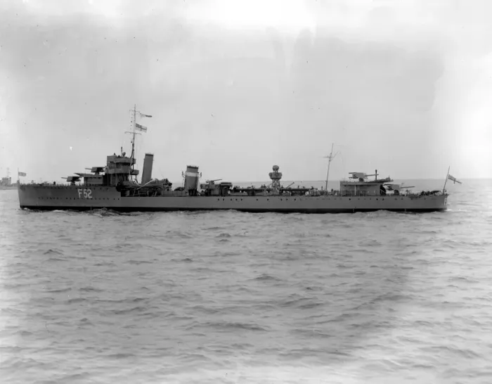 Framed Print : HMS Verdun. October 1925 Framed Print : HMS Verdun. October 1925