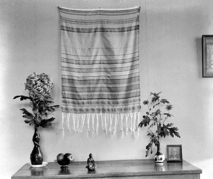 Framed Print : Home dyeing and weaving industry at Alston Studio. A sample of home spinning, weaving Framed Print : Home dyeing and weaving industry at Alston Studio. A sample of home spinning, weaving