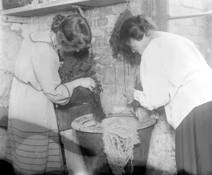 Framed Print : Home dyeing and weaving industry at Aston Studio. Vegetable dyeing by hand - using heather Framed Print : Home dyeing and weaving industry at Aston Studio. Vegetable dyeing by hand - using heather