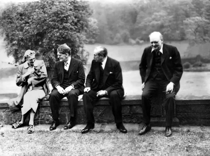 Framed Print : At the home of Winston Churchill in Chartwell, Westerham, in Kent, are left to right Framed Print : At the home of Winston Churchill in Chartwell, Westerham, in Kent, are left to right