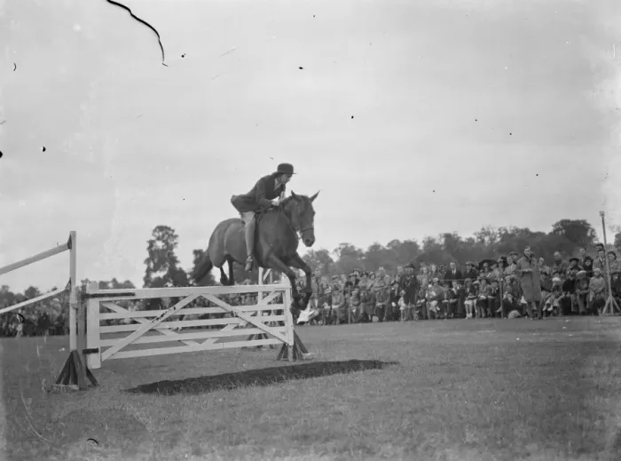 Framed Print : Horse jumping at the Bexleyheath Gala in Kent. A competitor make a jump