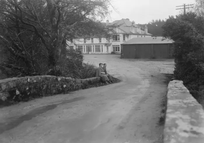 Framed Print : The Hotel, Two Bridges ( Dartmoor ) 1926 Framed Print : The Hotel, Two Bridges ( Dartmoor ) 1926