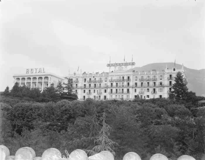 Framed Print : Hotel Splendid Aix Les Bains 1921 Framed Print : Hotel Splendid Aix Les Bains 1921