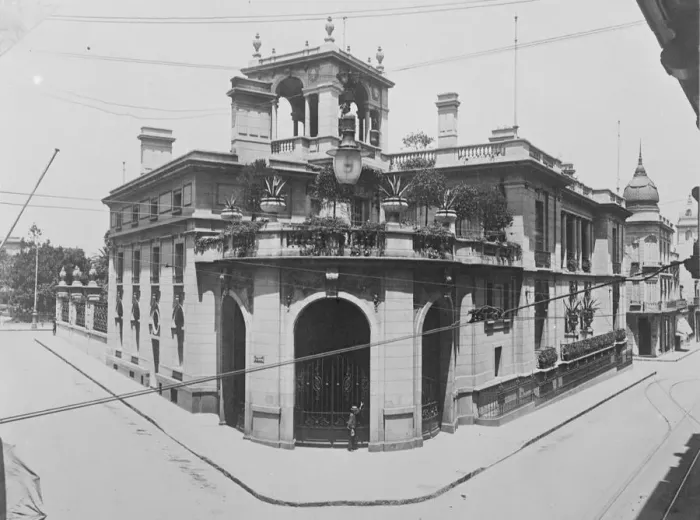 Framed Print : House of Senr Felix Ortiz De Faranco, residence of the Prince of Wales. Built by Framed Print : House of Senr Felix Ortiz De Faranco, residence of the Prince of Wales. Built by