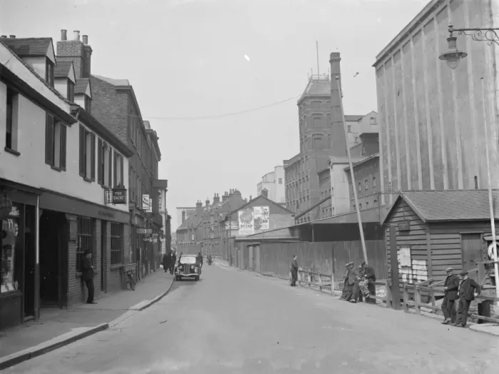 Framed Print : Improvement work in Erith. 1936 Framed Print : Improvement work in Erith. 1936